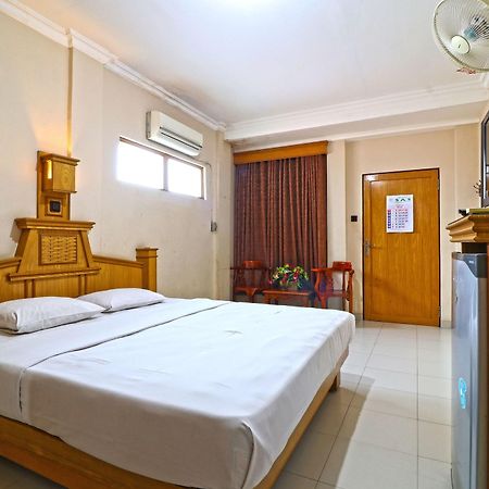 Hotel Sas Syariah Banjarmasin  Exteriör bild