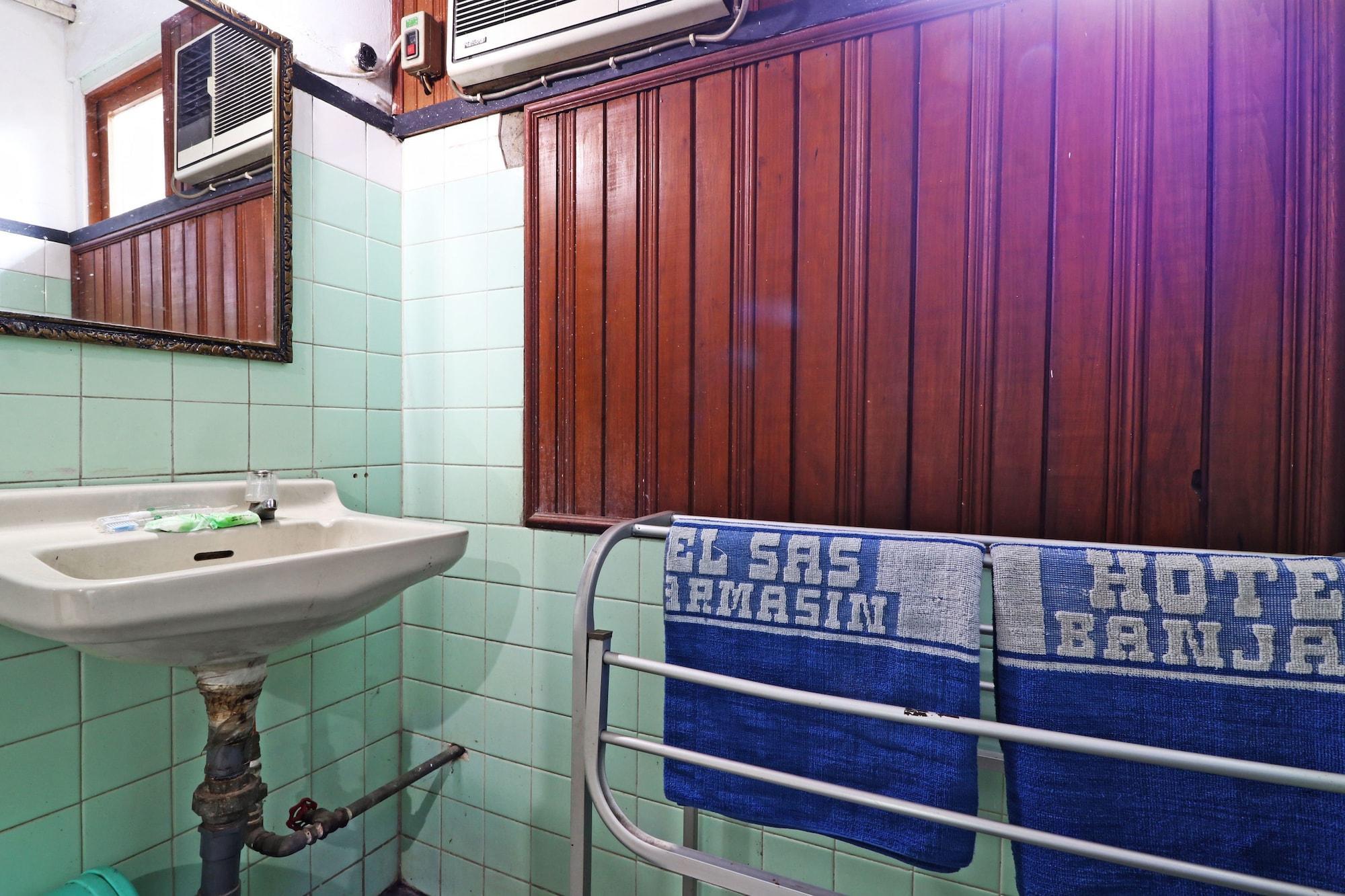 Hotel Sas Syariah Banjarmasin  Exteriör bild